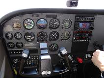 Cessna 172 Instruments, Glass Cockpit, N88J8